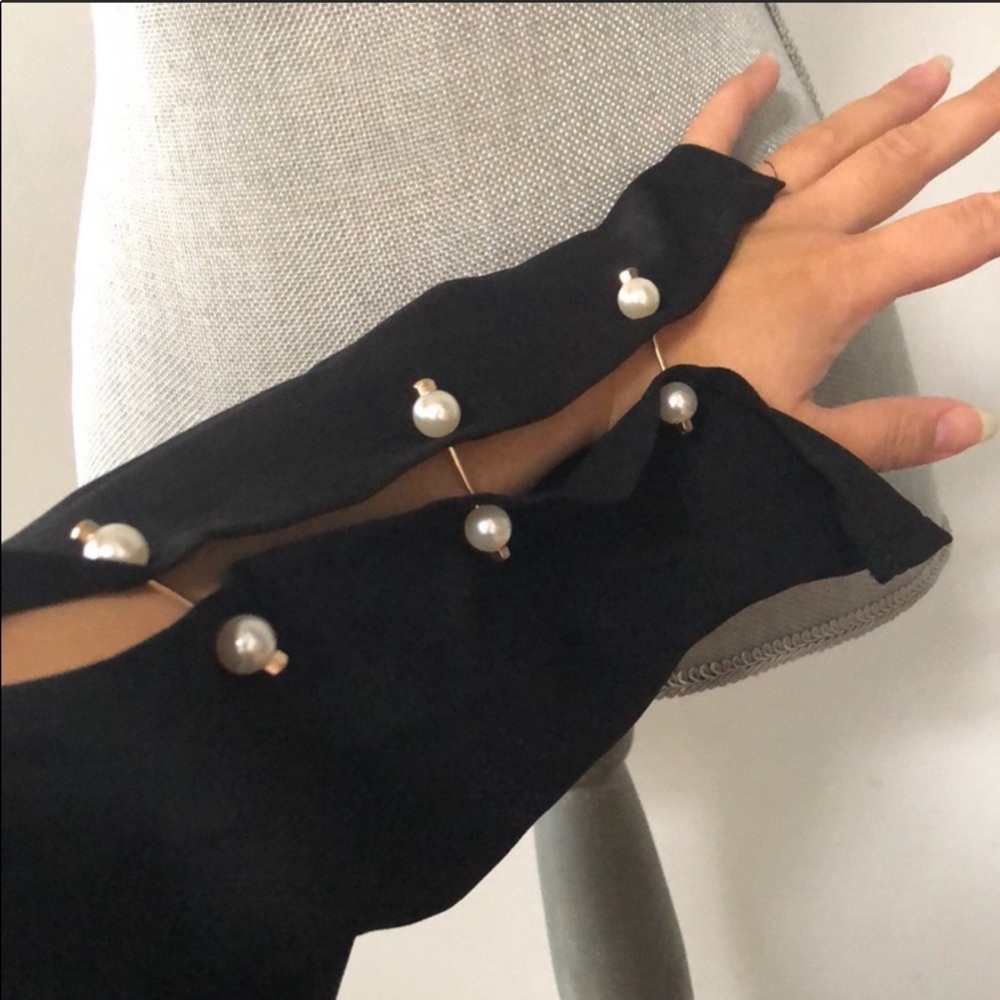 Another story split pearl embellished sleeve top - Picture 7 of 7
